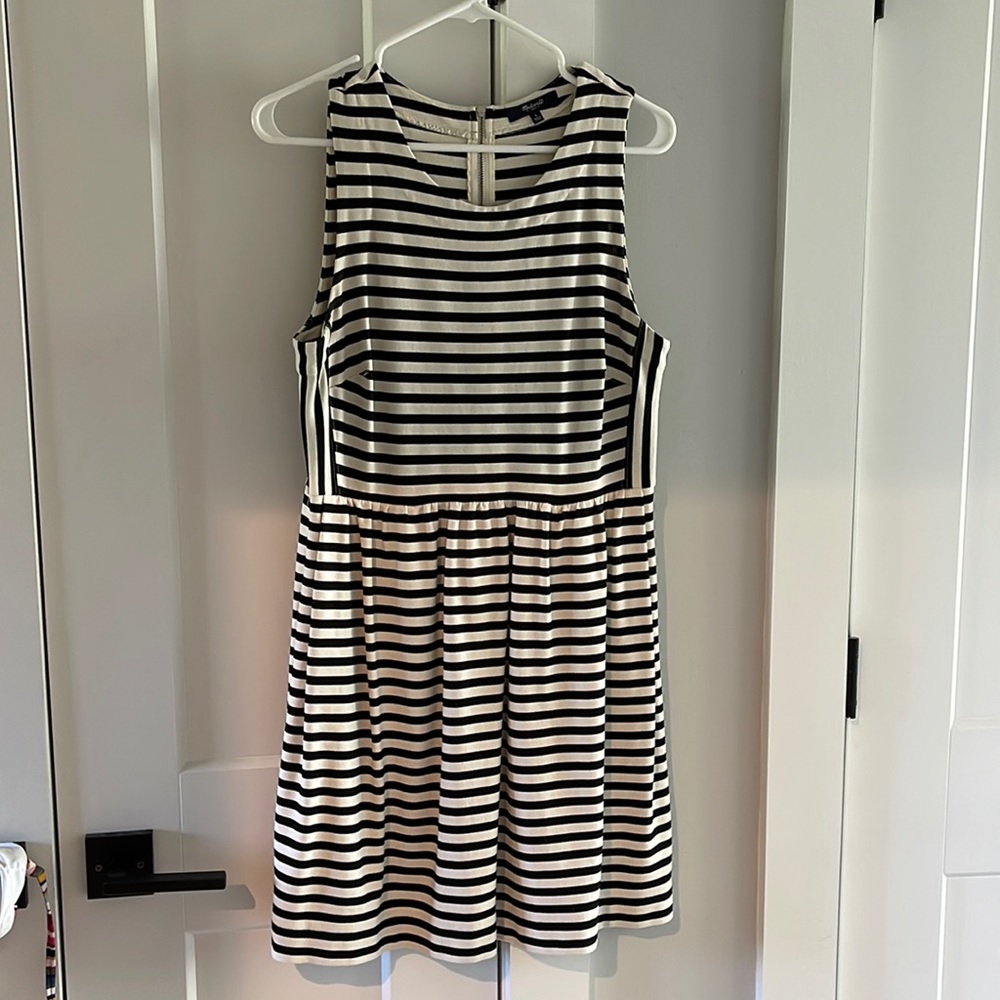 Medewell dress -size L